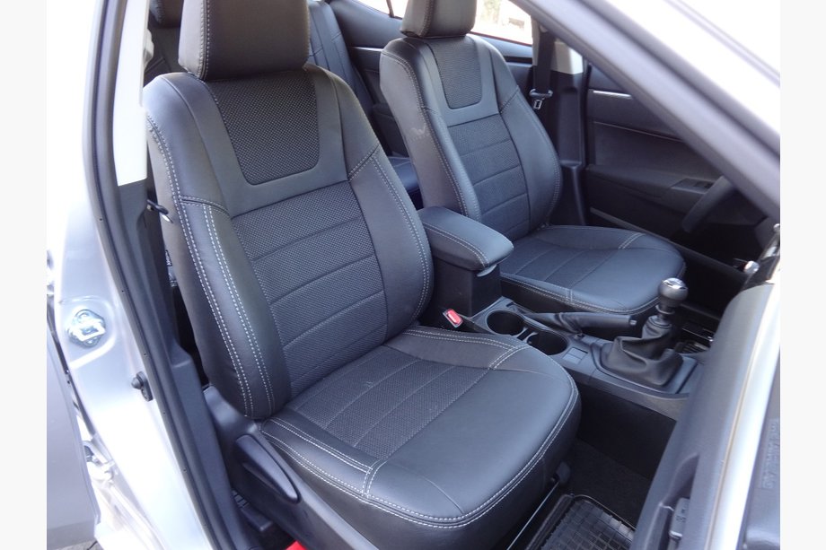 Toyota Corolla 2013–2019 SoyuzAuto Dynamic-series istuinpäälliset Image