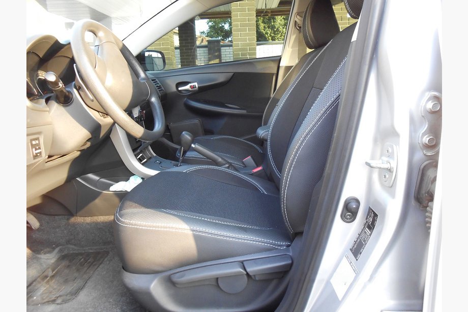 Toyota Corolla 2007–2013 Alkuperäiset SoyuzAuto Premium kangasistuinpäälliset Image