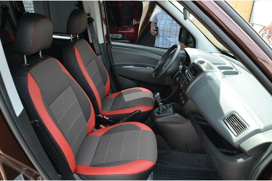 Fiat Doblo II 2010–2022 Premium-istuinsuojasarja (yhdistelmä, koko sisustan sarja) Image