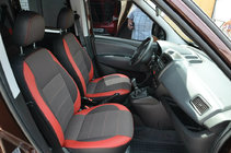 Fiat Doblo II 2010–2022 Premium-istuinsuojasarja (yhdistelmä, koko sisustan sarja) kuva 1