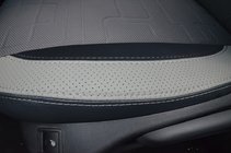 Citroen C-Elysee 2013–2022 Ekonahkaiset istuinsuojat SoyuzAuto Premium kuva 8