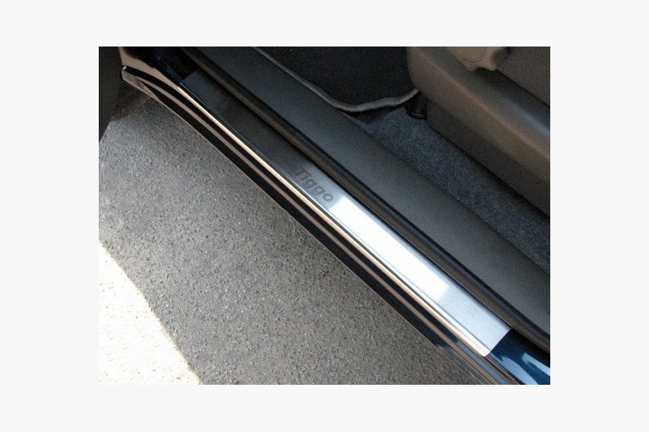 Chery Tiggo 1 2005–2016 Ovikynnyslistat Nataniko (4 kpl, ruostumaton teräs) Premium – 3M-teippi, 0,8 mm Image