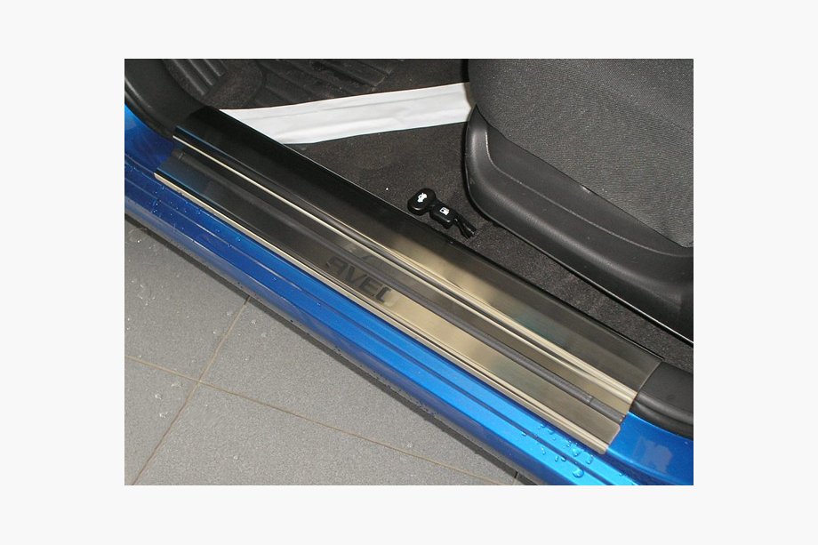 Chevrolet Aveo T200 2002–2008 Nataniko kattolistojen suojalistat (RST) Image