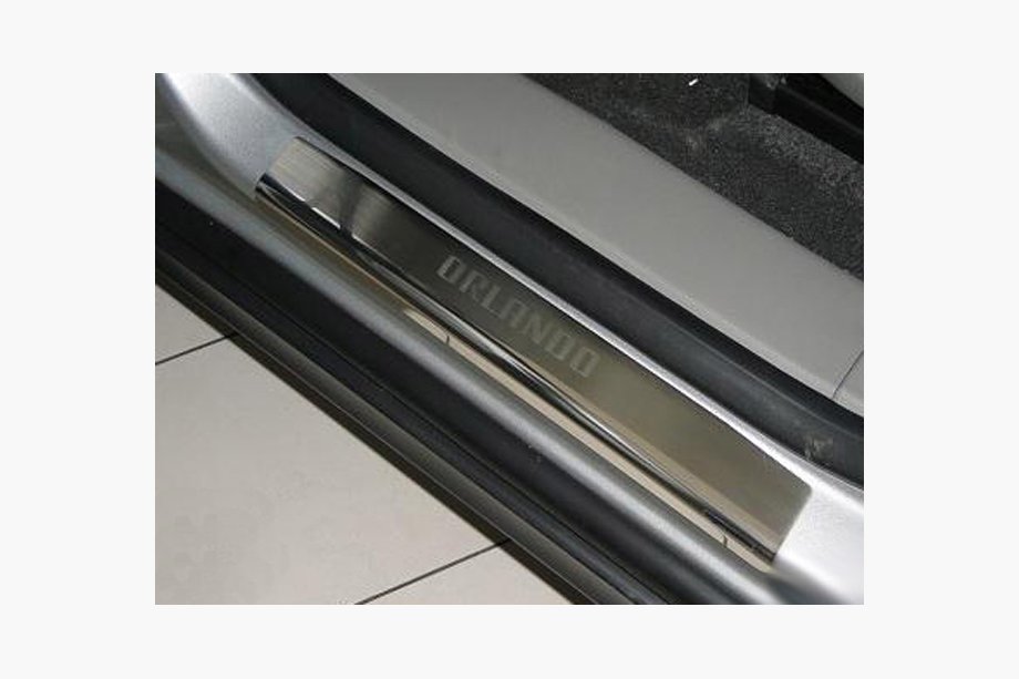 Chevrolet Orlando 2010–2018 Ovikynnyslistat Nataniko (4 kpl, ruostumaton teräs) Image