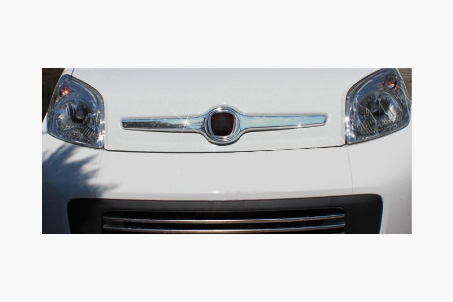 Fiat Fiorino/Qubo 2008–2024 Konepellin reunalista (muovi) Image