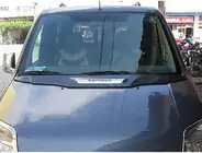 Ford Connect 2006–2009 Konepellin tuuliohjain (maalattava) kuva 1