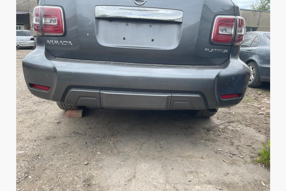 Nissan Patrol Y62 2010–2024 Takapuskuri täydellinen (alkuperäinen 2019) Image