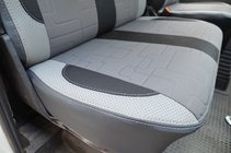Volkswagen T4 Caravelle/Multivan 1990–2003 Auton penkinpäälliset (keinonahka↗kangas, Premium) Etupenkit 2+1 kuva 4