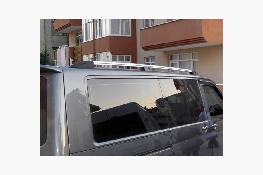 Volkswagen T5 Multivan 2003–2010 (Skyline) Kromatut kattokaiteet (muovijalka) Image