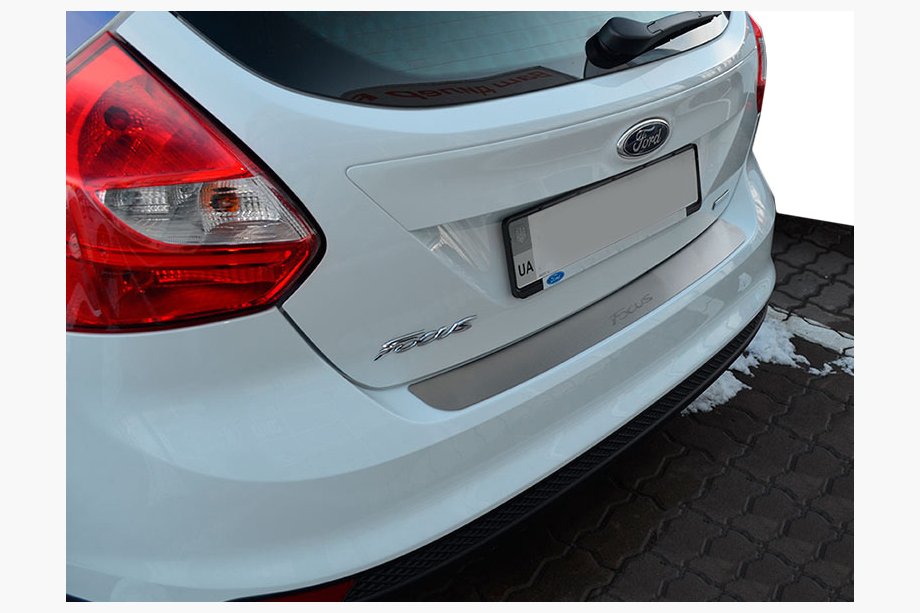 Ford Focus III 2011–2017 Takapuskurin suojalista Natanika (ruostumaton teräs) 2011-2014, farmari Image