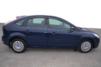 Ford Focus II 2008–2011 Sivuikkunoiden tuulisuojat SD/HB (4 kpl, Cobra) kuva 1