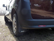 Fiat Doblo II 2010–2022 Premium-roiskeläpät (Turkki) Etu kuva 3