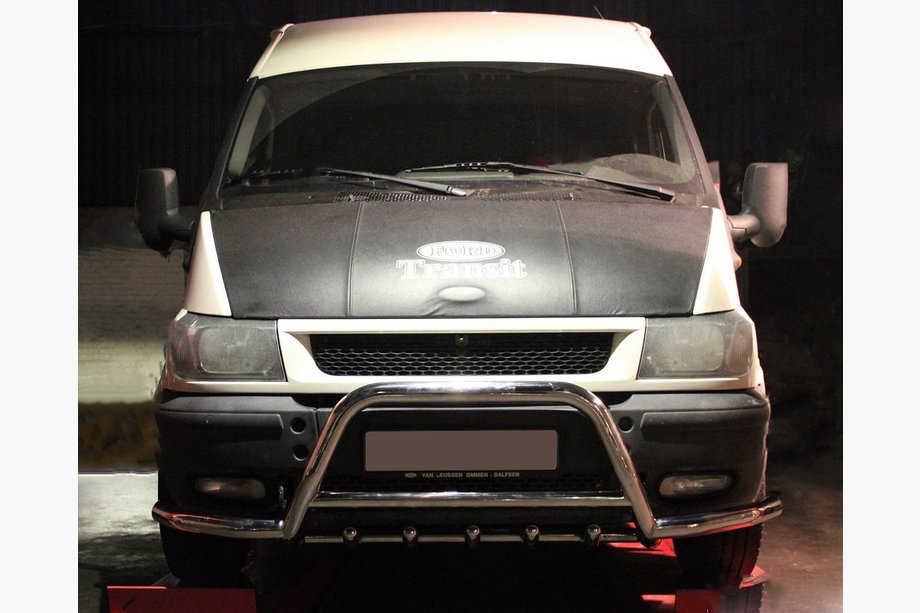 Ford Transit 2000–2014 Karjapuskuri WT003-Plus (2000-2006, ruostumaton teräs) Kuva 1