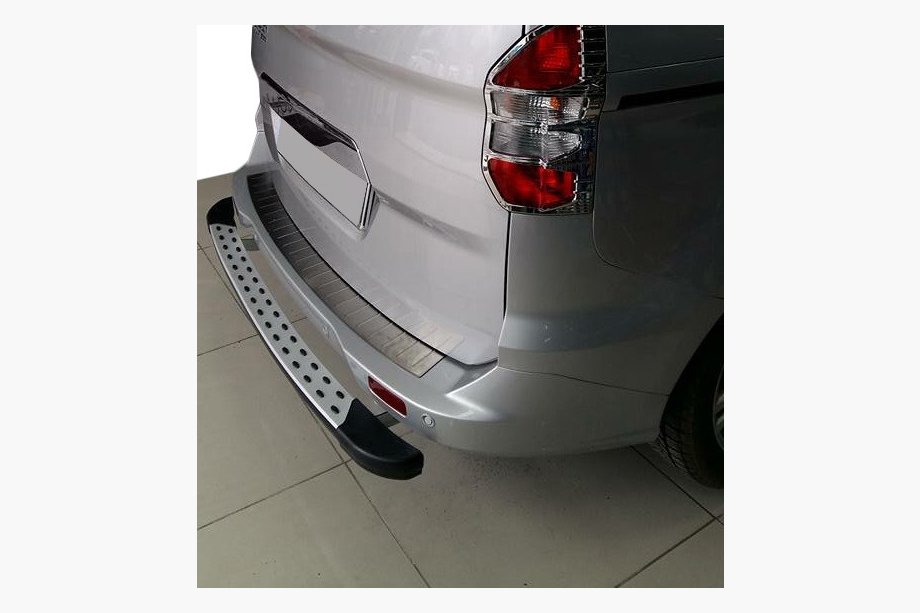 Ford Courier 2014–2023 OmsaLine takapuskurin suojalista (matta, ruostumaton teräs) Image