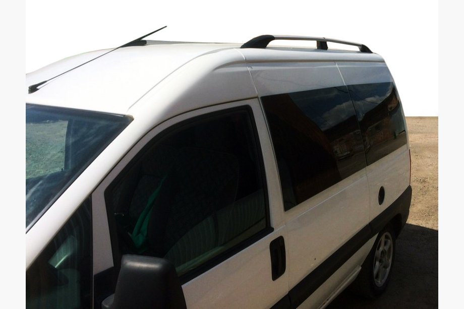 Citroen Jumpy 1996–2007 Kattokaiteet harmaa matta (muovijalat) Lyhyt akseliväli Image