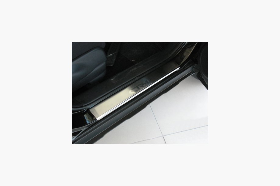 Honda CRV 2001–2006 Natanika Premium kynnyslistat (4 kpl, ruostumaton teräs) Image