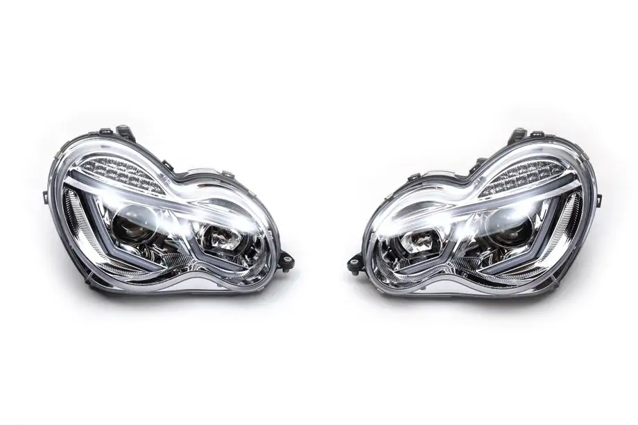 Mercedes C-class W203 2000–2007 Etajovalot LED-parkkivaloilla (2 kpl) Image