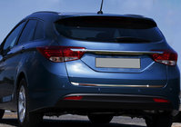 Hyundai i40 2011–2019 Takaluukun reunan suojalista (SW, ruostumaton teräs) kuva 1