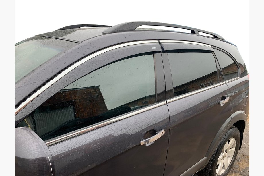 Chevrolet Captiva 2006–2019 Ikkunatuuliohjaimet kromilistalla (4 kpl, CSV029-AC) Image