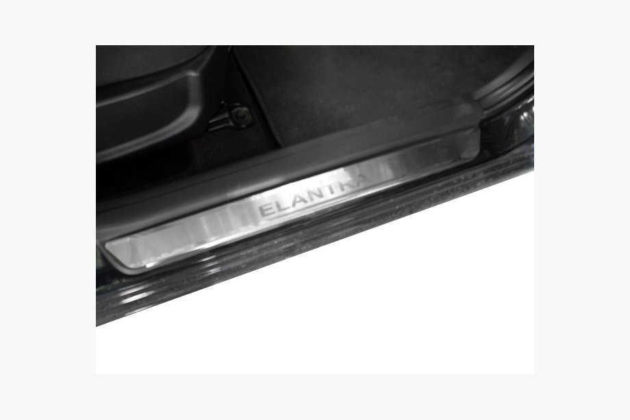Hyundai Elantra (HD) 2006–2011 Nataniko ovikynnyslistat (4 kpl, ruostumaton teräs) Premium – 3M-teippi, 0,8 mm Image