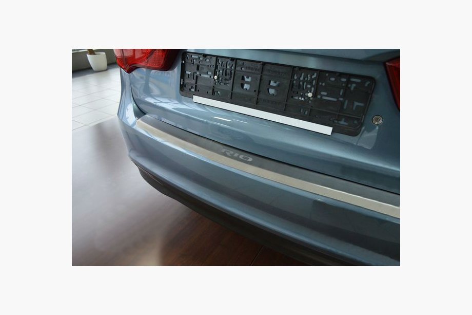 Kia Rio 2012–2017 Takapuskurin suojalista taivutuksella NataNika (ruostumaton teräs) Image