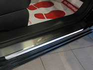 Kia Carens 1999–2012 Natanika Premium kynnyslistat (4 kpl, ruostumaton teräs) kuva 1