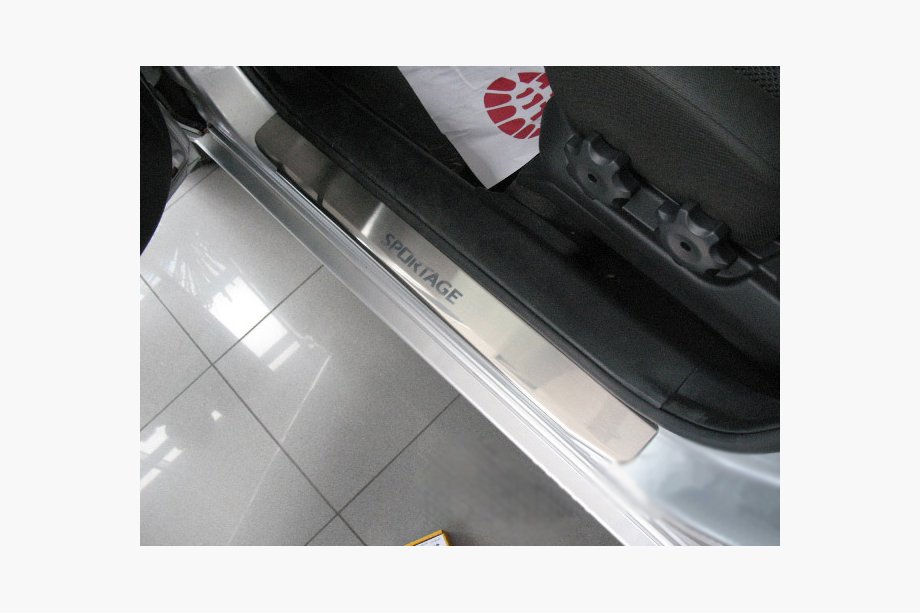 Kia Sportage 2004–2010 Nataniko ovikynnyslistat (4 kpl, ruostumaton teräs) Vakio – Lohmann-teippi, 0,5 mm Image