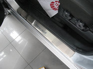 Kia Sportage 2004–2010 Nataniko ovikynnyslistat (4 kpl, ruostumaton teräs) Vakio – Lohmann-teippi, 0,5 mm kuva 1