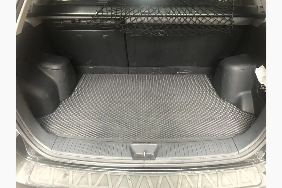 Kia Sportage 2004–2010 Tavaratilan matto (EVA, musta) Image