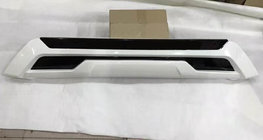 Toyota Land Cruiser 200 2007–2021 Etupuskurin lippa 2016↗ (ME-style, helman alle) kuva 2