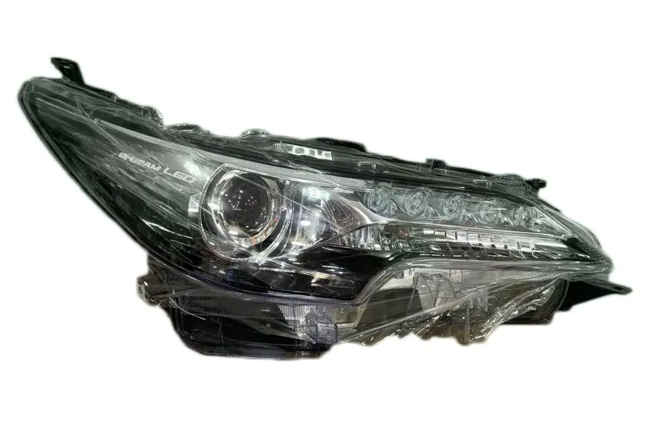 Toyota Fortuner 2015– Ajovalot (2 kpl) Image