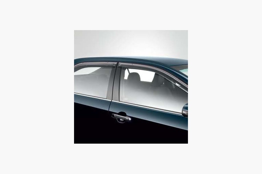 Toyota Camry 2011–2017 Alkuperäiset ikkunan tuuliohjaimet (4 kpl, PZ451-V3534-00) Image