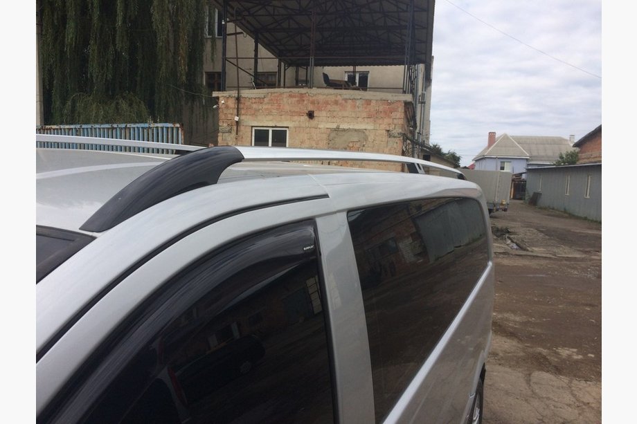 Mercedes Vito W639 2004–2014 Kromatut kattokaiteet CAN OEM-tyyli (metallijalat) Pitkä akseliväli (LONG) Kuva 4
