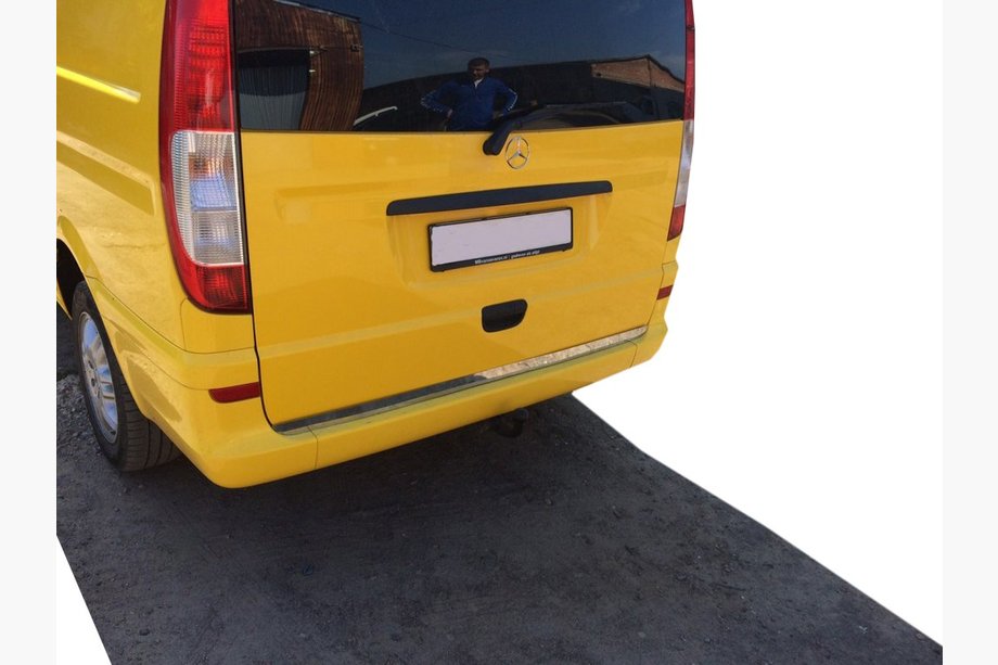 Mercedes Vito W639 2004–2014 Takaluukun kannen lista (ruostumaton teräs) Image