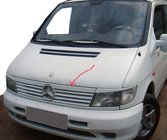 Mercedes Vito W638 1996–2003 Etusäleikön lista (muovi) Mattamusta kuva 1