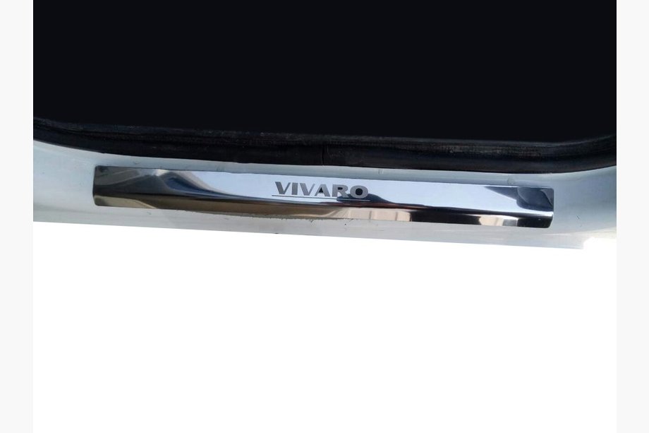 Opel Vivaro 2001–2015 Laser-style ovikynnyslistat (2 kpl, teräs) Image