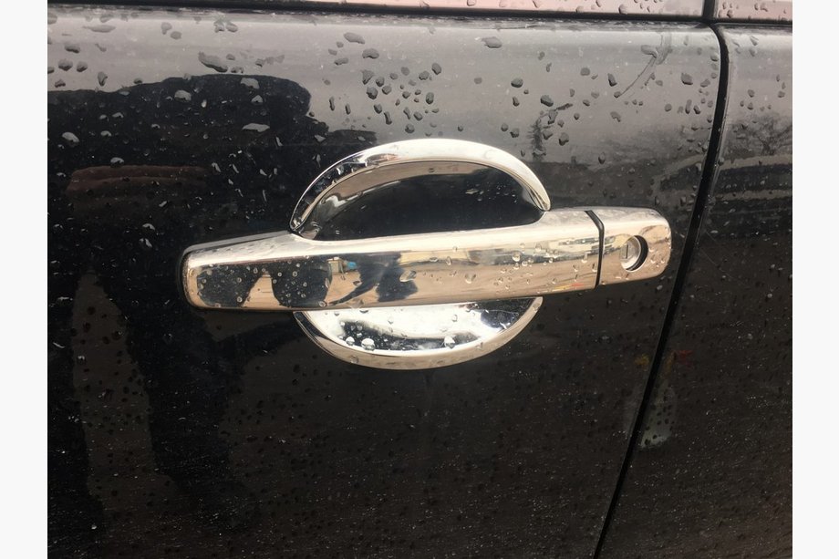 Mercedes E-sarja W210 1995–2002 Ovenkahvan kromisuojat (4 kpl, ruostumaton teräs) OmsaLine – italialainen ruostumaton teräs Image