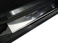 Mercedes ML W164 2005–2011 Nataniko ovikynnyslistat (4 kpl, ruostumaton teräs) kuva 1