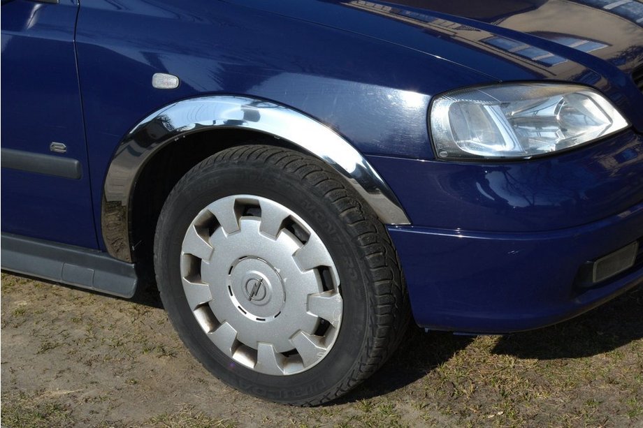 Opel Astra G Classic 1998–2012 Pyöränkaaren kromilistat (4 kpl, ruostumaton teräs) Image