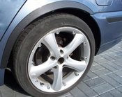 BMW 3-sarja E46 1998–2006 Lokasuojan kaarilevikkeet (4 kpl, mustat) kuva 1