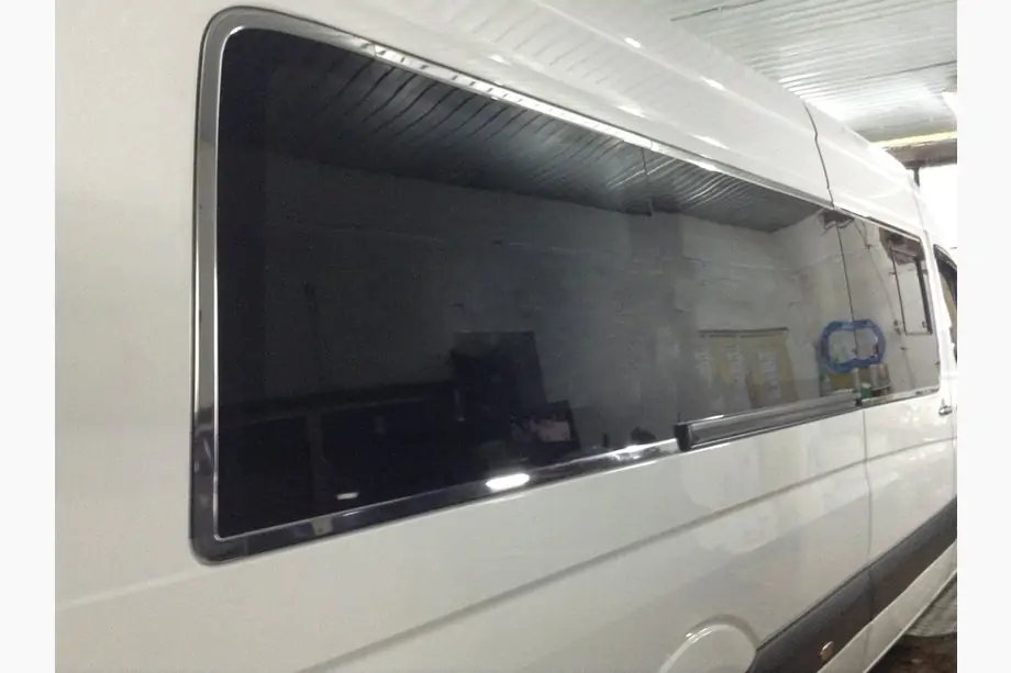 Mercedes Sprinter W906 2006–2018 Täydellinen ikkunalistojen reunus Long / ExraLong (ruostumaton teräs) Image