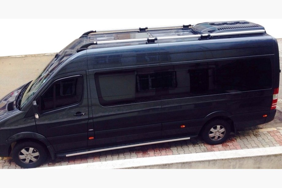 Mercedes Sprinter W906 2006–2018 Shark-kattokaiteet (mustat jalat) Image