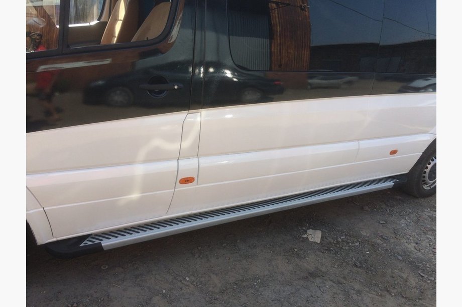 Volkswagen Crafter 2006–2016 King sivuportaat (2 kpl, alumiini) Pitkä / Erittäin pitkä Kuva 2