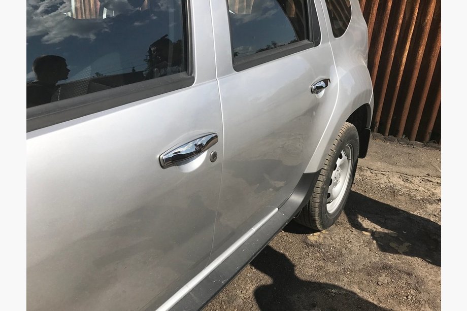Dacia Duster 2008–2018 Ovenkahvan suojakuoret (4 kpl, ruostumaton teräs) Kuva 2