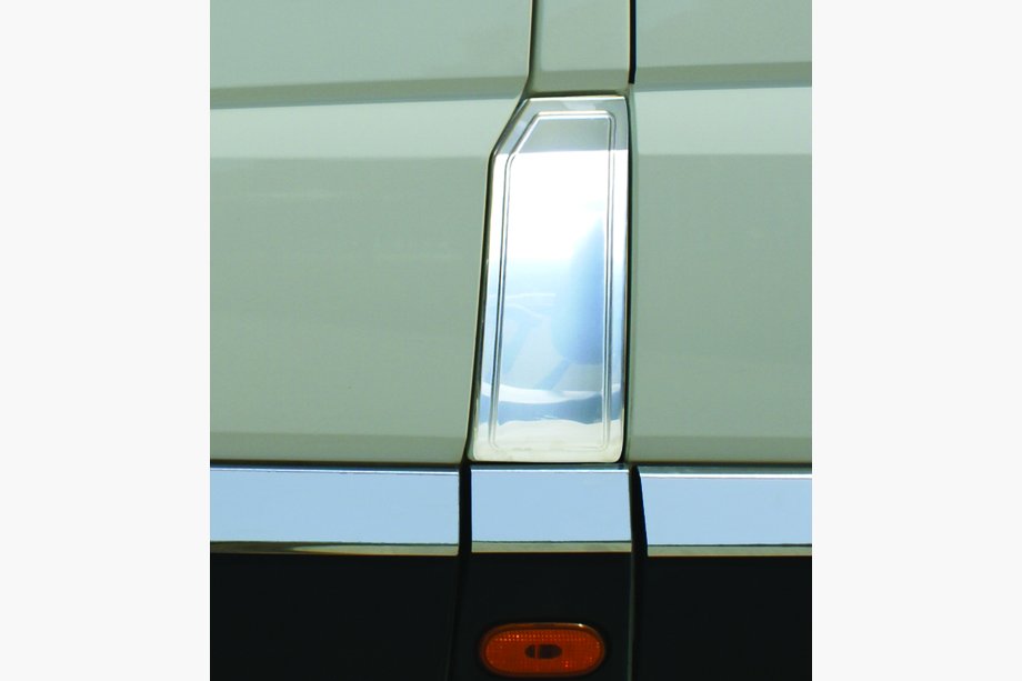 Volkswagen Crafter 2006–2016 Polttoainesäiliön suojalista (ruostumaton teräs) Image