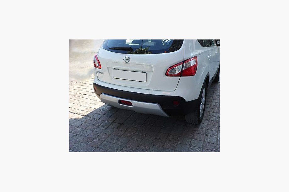 Nissan Qashqai 2010–2014 Takadiffuusori (maalattava) Image