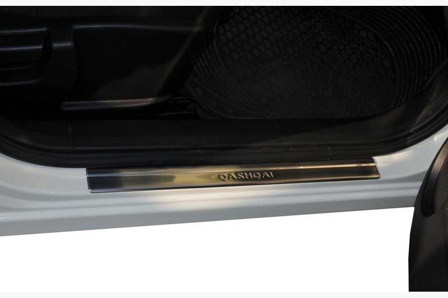 Nissan Qashqai 2010–2014 Kynnyslistat (Omsa, 4 kpl, ruostumatonta terästä) Image