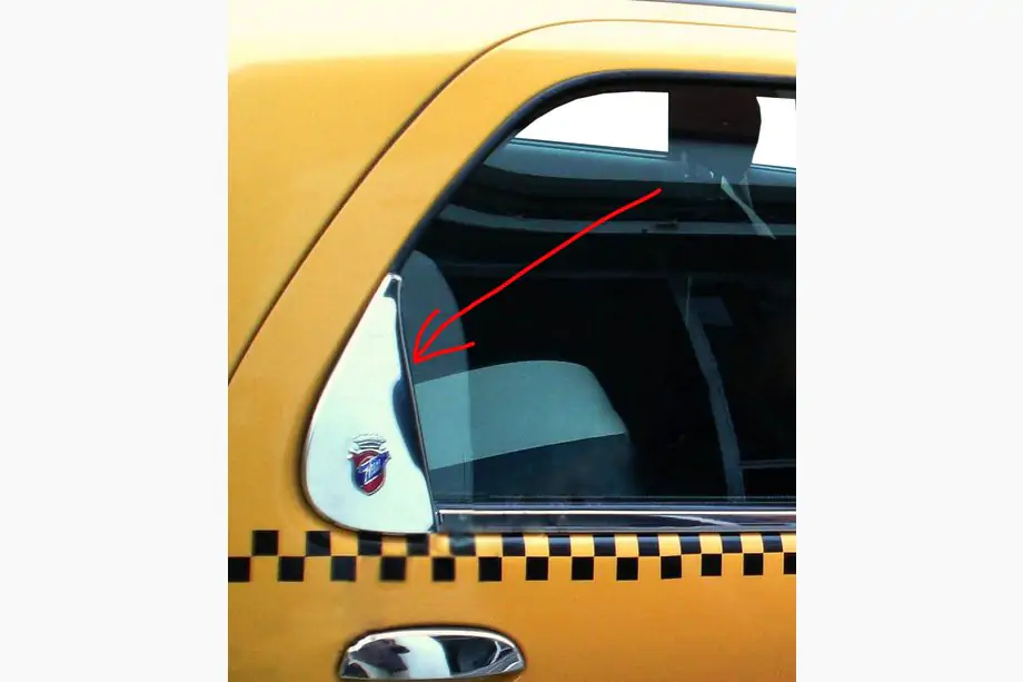 Fiat Albea 2002–2012 Krominen kolmioikkunan peite (RST) Image