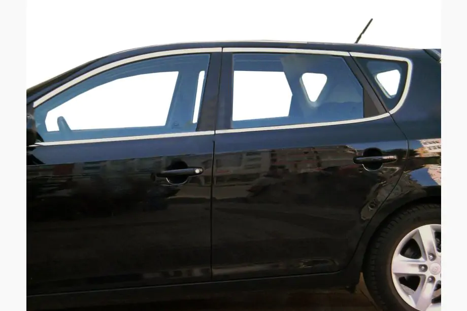 Kia Ceed 2007–2012 Täydellinen ikkunalistojen sarja (ruostumaton teräs) Image