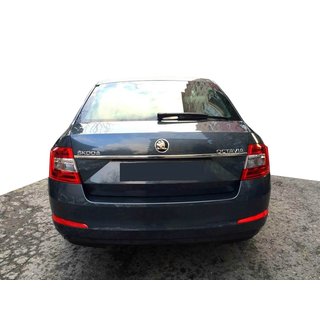 Kromilista rekisterikilven yläpuolelle (ruostumaton teräs) Skoda Octavia III A7 2013–2019 kuva 1